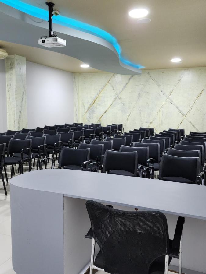 Hotel Quarta Avenida Montería المظهر الخارجي الصورة