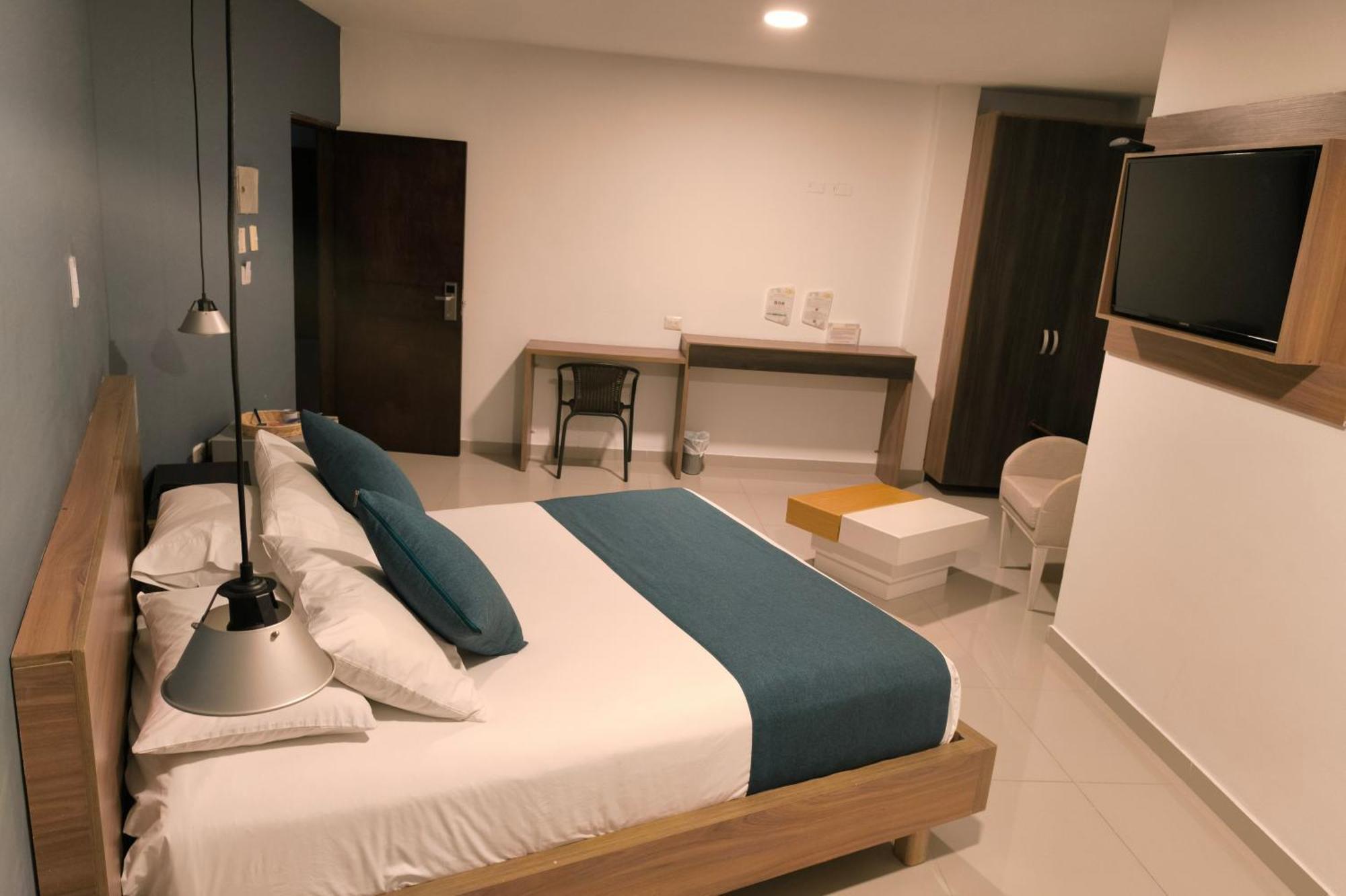 Hotel Quarta Avenida Montería المظهر الخارجي الصورة